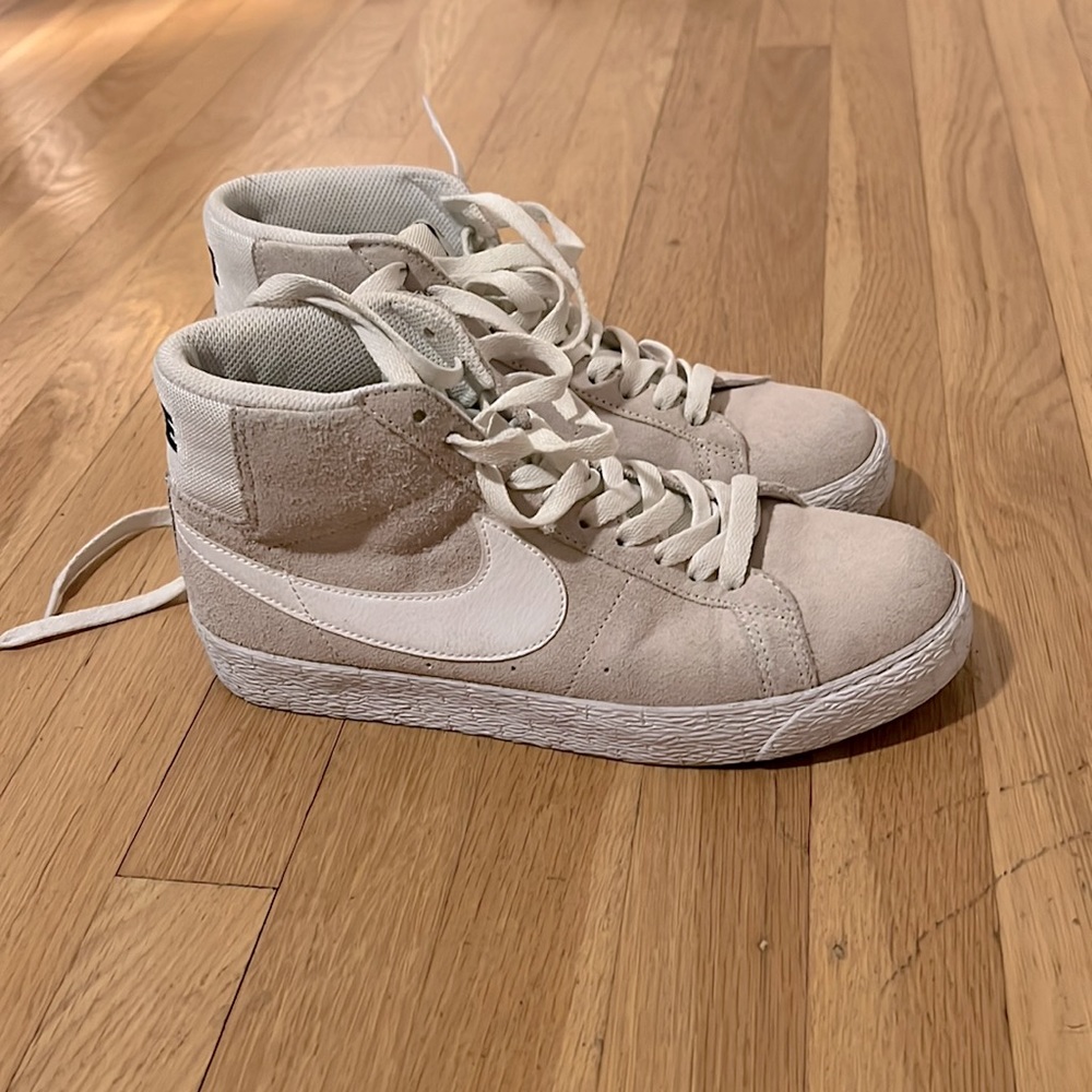 Nike Blazers mid - tan suede (mens 6/women 7.5)